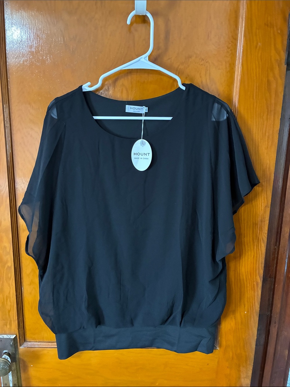 ❤️ 2/$10 - NWT Hount Brand Women's Black Flutter Sleeve Blouse